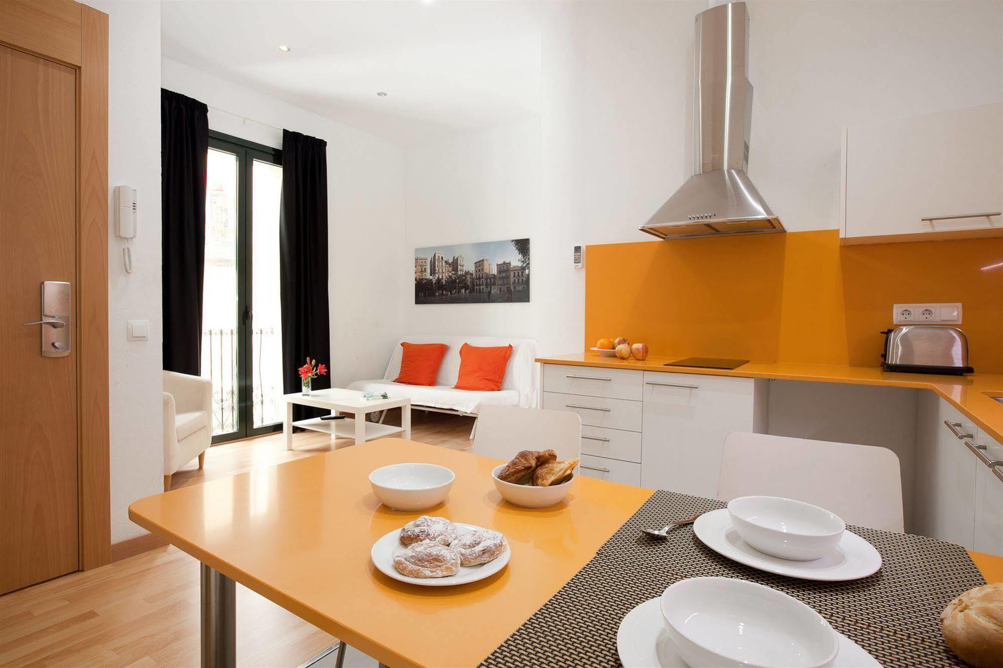 Castro Exclusive Residences Gracia Barcelona Exterior photo