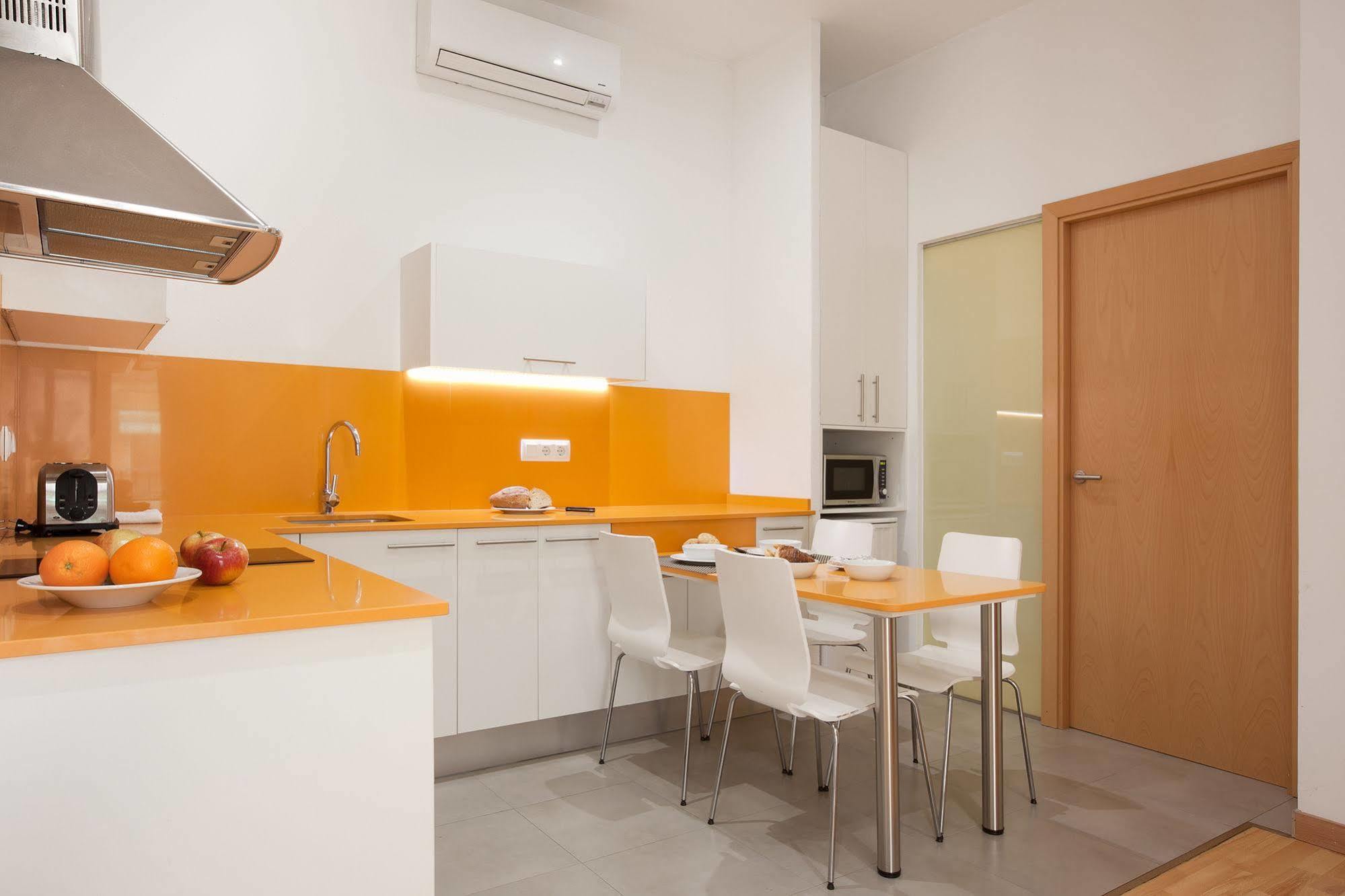 Castro Exclusive Residences Gracia Barcelona Exterior photo
